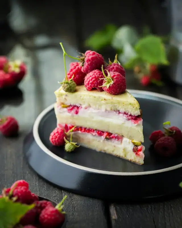 Layer cake from the example restaurant